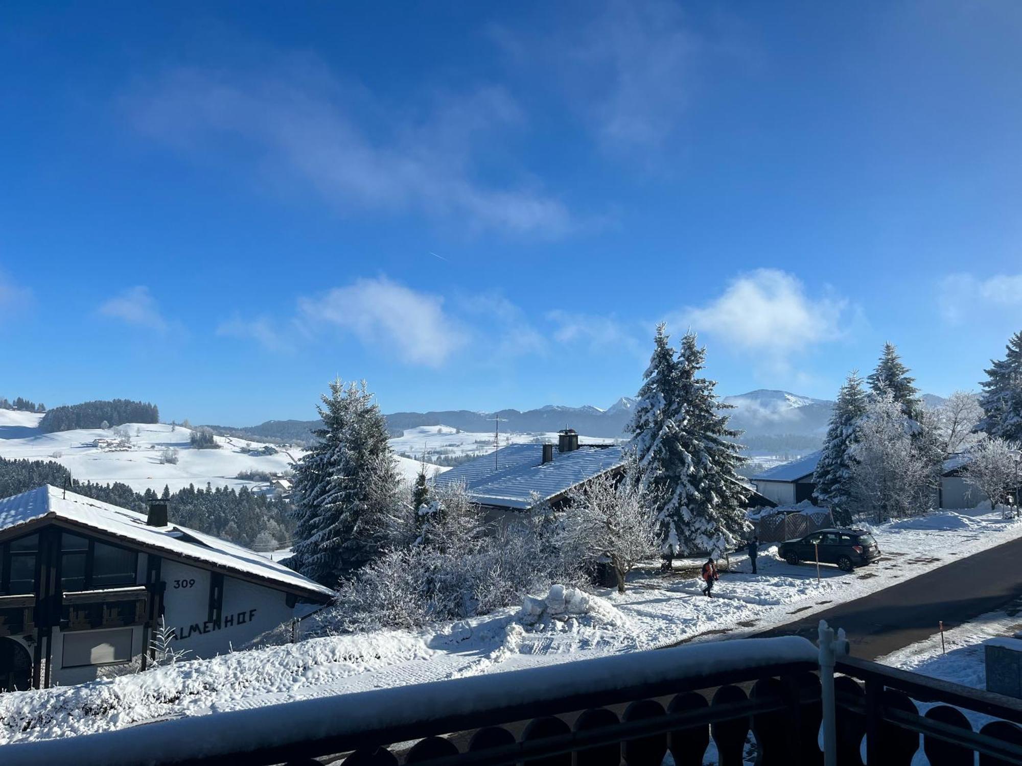 Helle Wohnung Mit Grossem Balkon Oberreute Exteriér fotografie